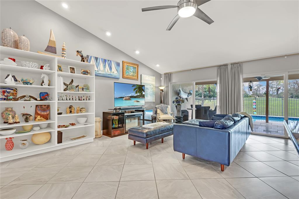 8324 Northwest 80th Street Tamarac, FL 33321 - Photo 6 of 40