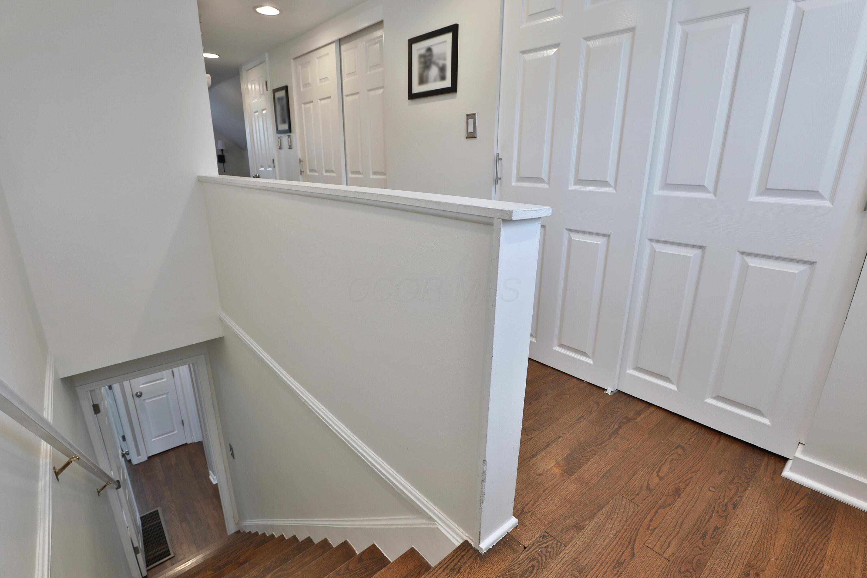 588 Chatham Road Columbus, OH 43214 - Photo 19 of 46