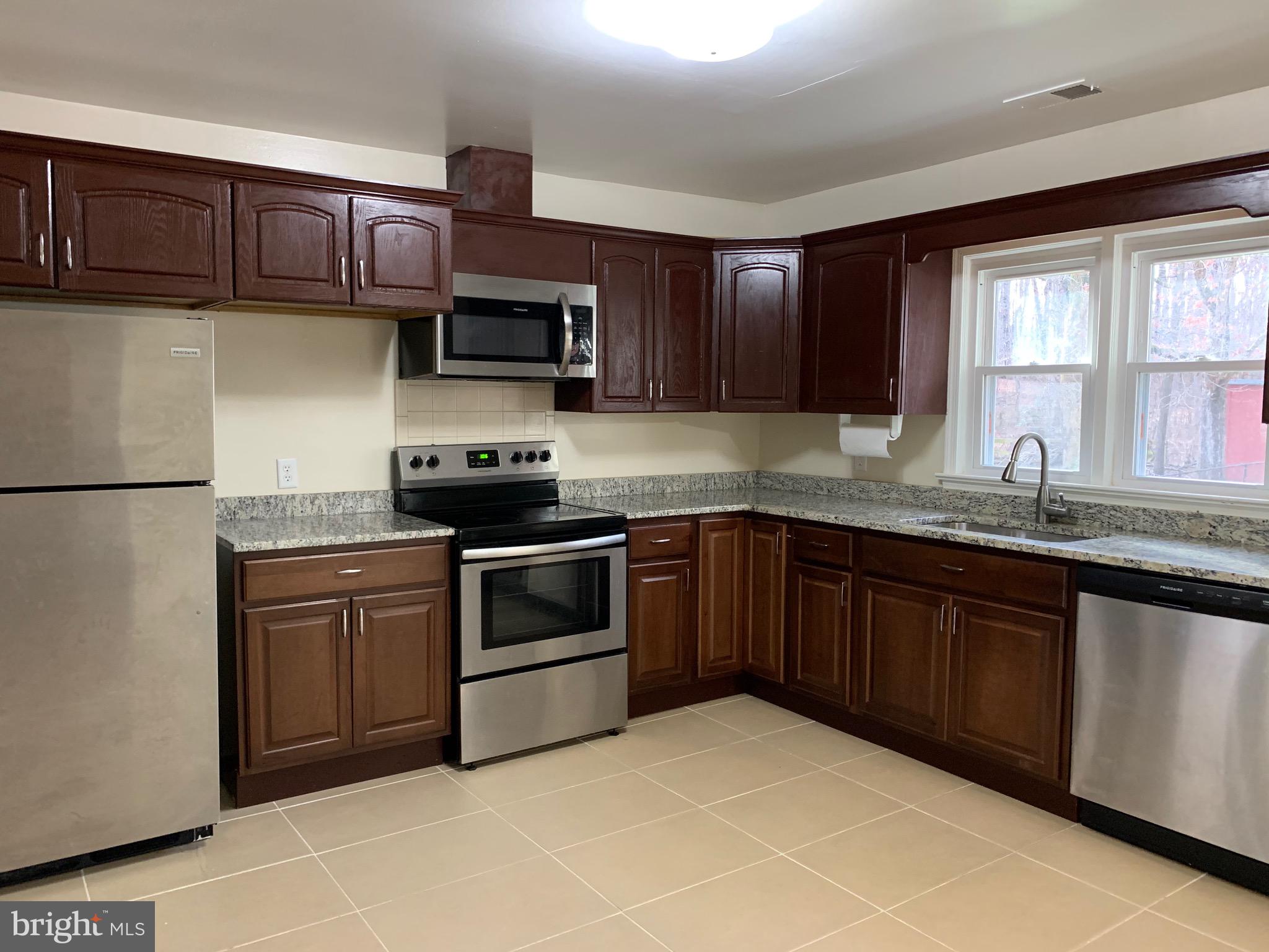 4520 Shirley Gate Road Fairfax, VA 22030 - Photo 3 of 45 Gallery Image 3