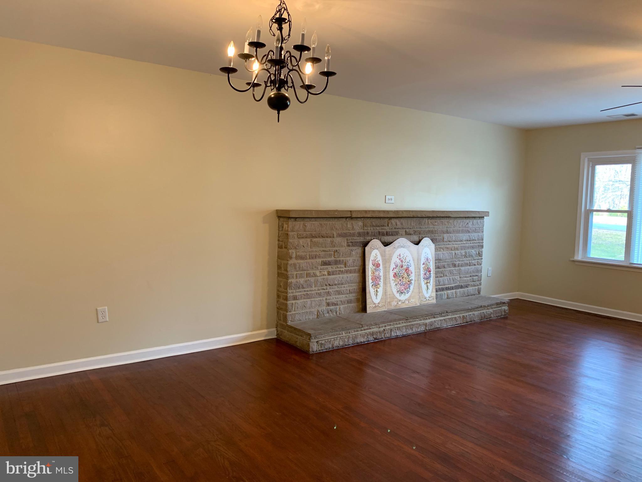 4520 Shirley Gate Road Fairfax, VA 22030 - Photo 7 of 45 Gallery Image 7