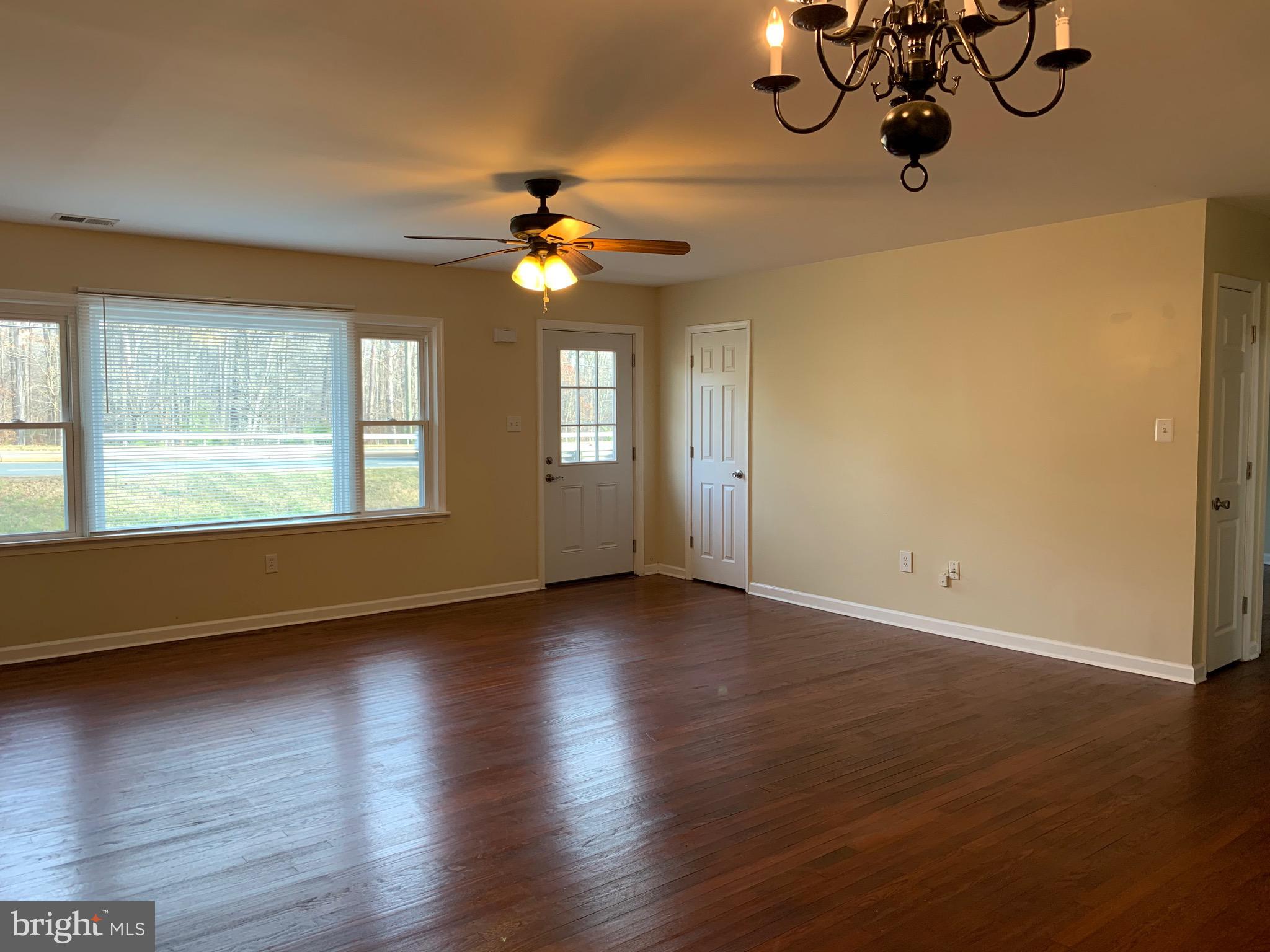 4520 Shirley Gate Road Fairfax, VA 22030 - Photo 8 of 45 Gallery Image 8