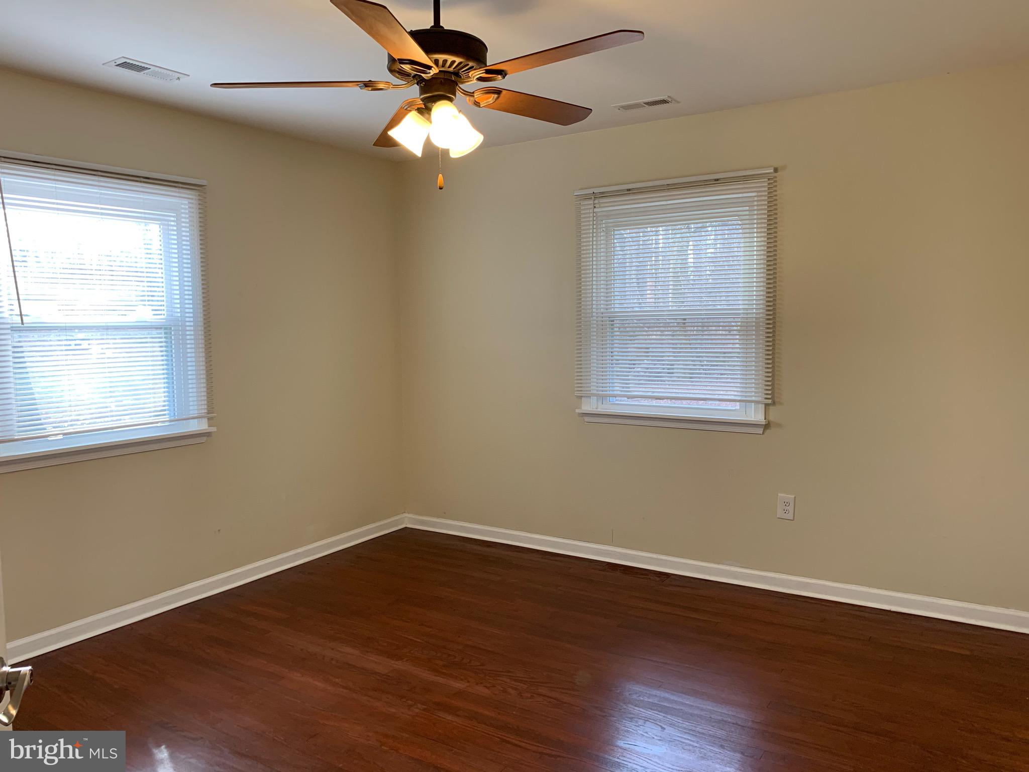 4520 Shirley Gate Road Fairfax, VA 22030 - Photo 10 of 45 Gallery Image 10