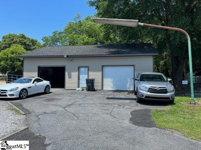 1202 Cedar Lane Road Greenville, SC 29617 - Photo 17 of 18 Gallery Image 17