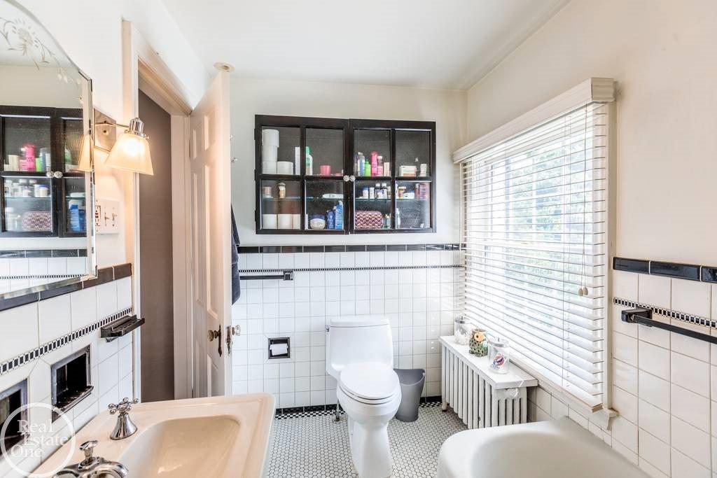 269 McMillan Road Grosse Pointe, MI 48236 - Photo 22 of 42