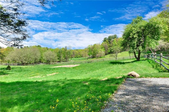 $900,000 | 308 Titicus Road, North Salem, NY 10560