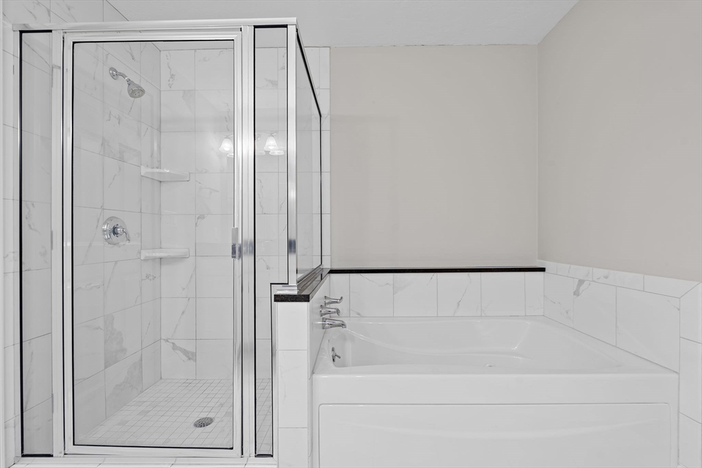 215 Rangeway Road, Unit 12 North Billerica, MA 01862 - Photo 19 of 29