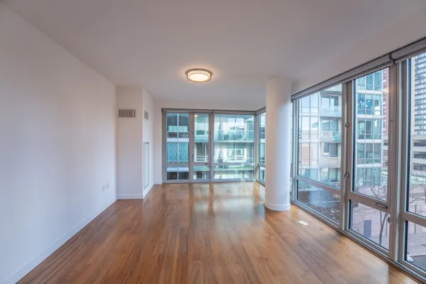 $1,059,000 | 2 Shore Lane, Unit 412, Jersey City, NJ 07310