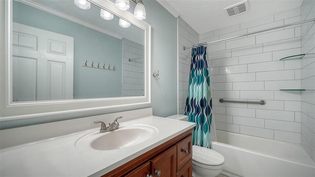 1546 Georgetowne Lane Sarasota, FL 34232 - Photo 30 of 36