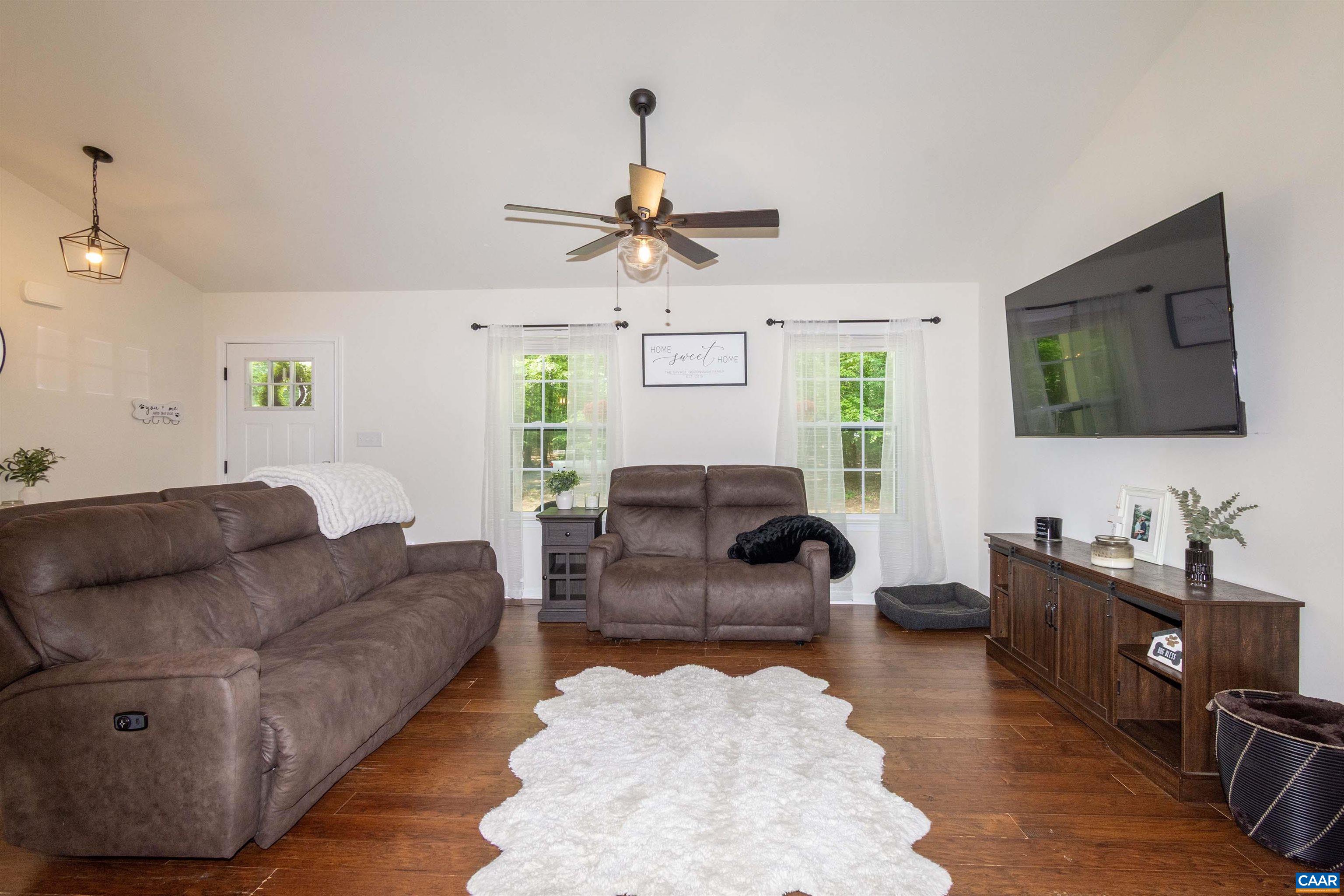 13079 Kendall Road Orange, VA 22960 - Photo 10 of 57 Great Room