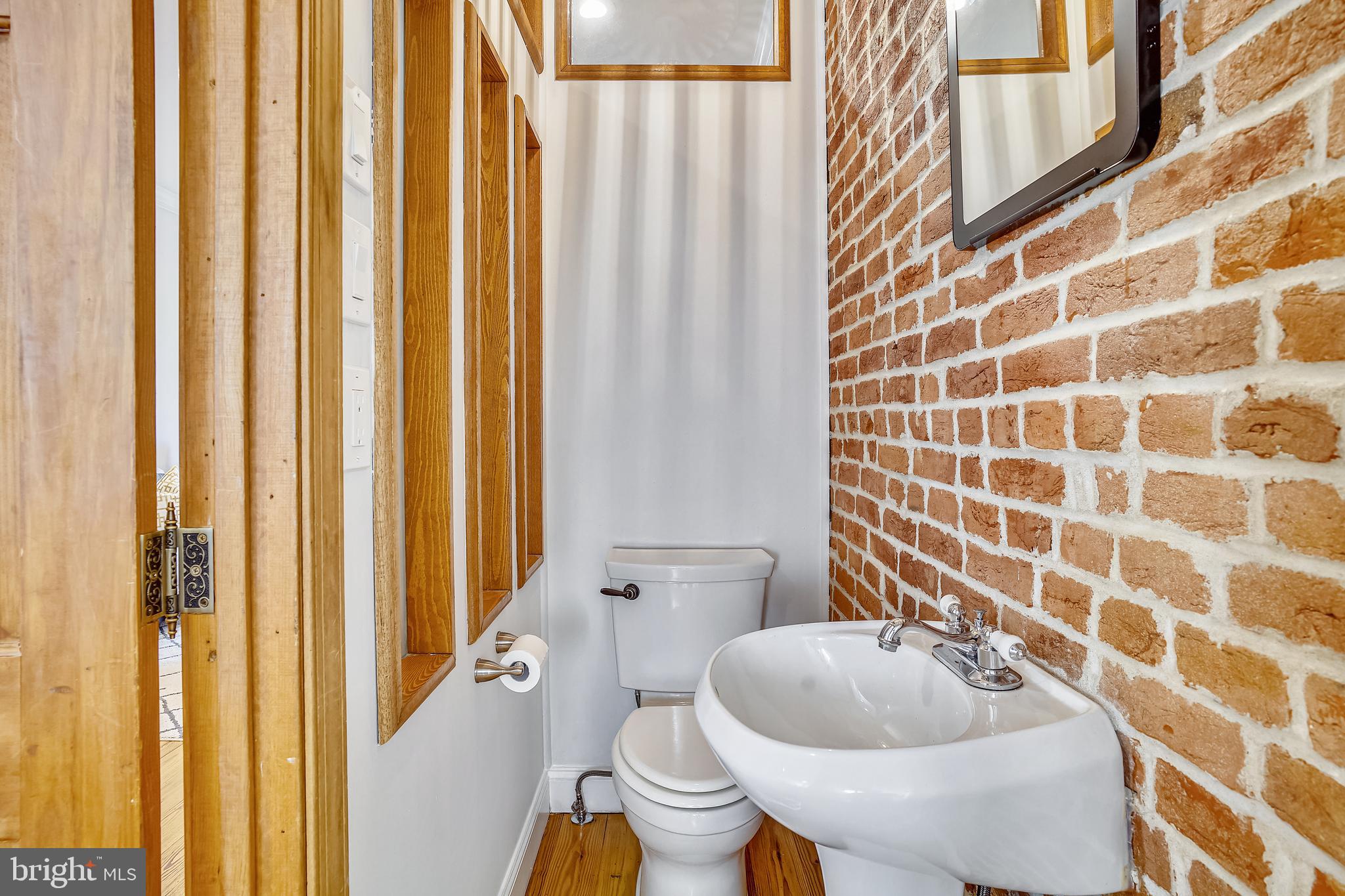 441 5th Street Northeast Washington, DC 20002 - Photo 7 of 27 1/2 Bath on Main Level