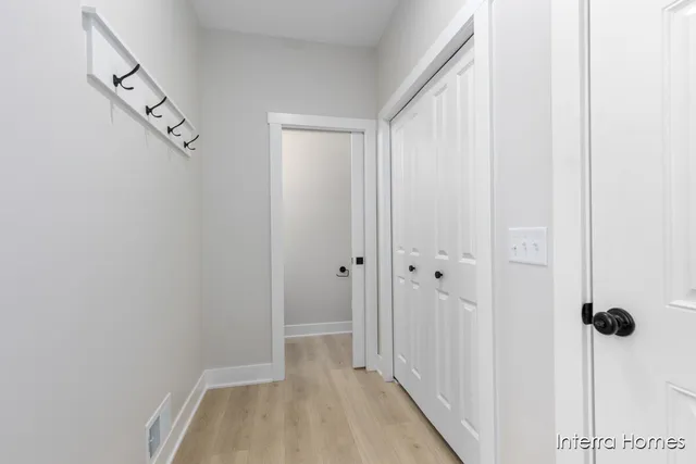 $499,900 | 5961 Valley Point Drive Southeast, Caledonia, MI 49316