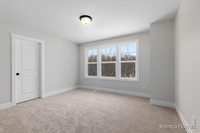 $499,900 | 5961 Valley Point Drive Southeast, Caledonia, MI 49316