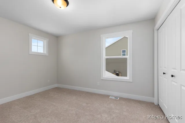 $499,900 | 5961 Valley Point Drive Southeast, Caledonia, MI 49316