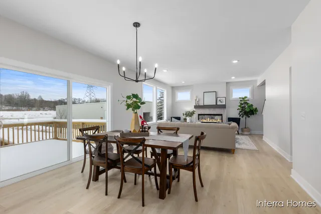 $499,900 | 5961 Valley Point Drive Southeast, Caledonia, MI 49316