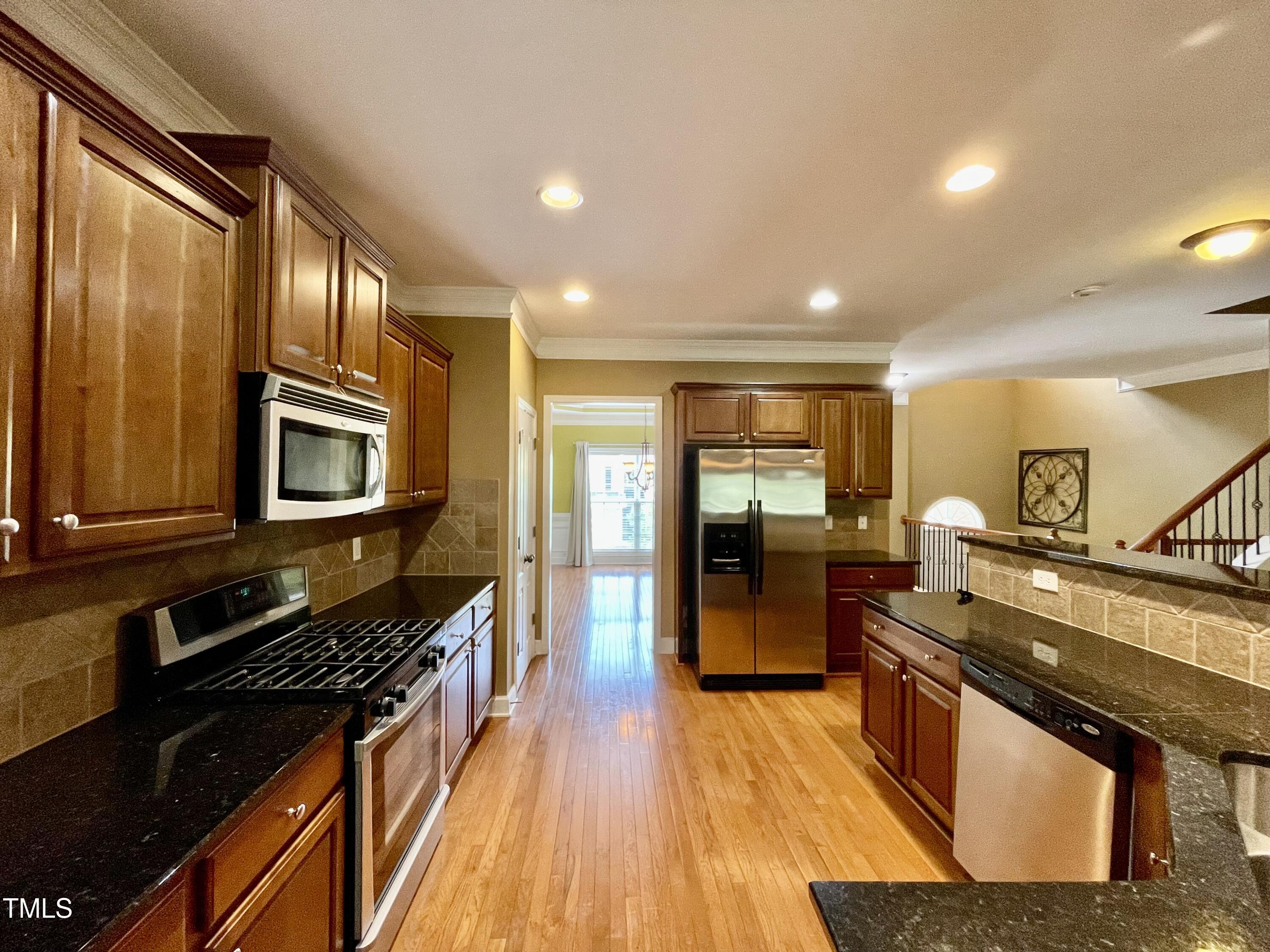 414 Weatherbrook Way Cary, NC 27513 - Photo 9 of 41 IMG-2493