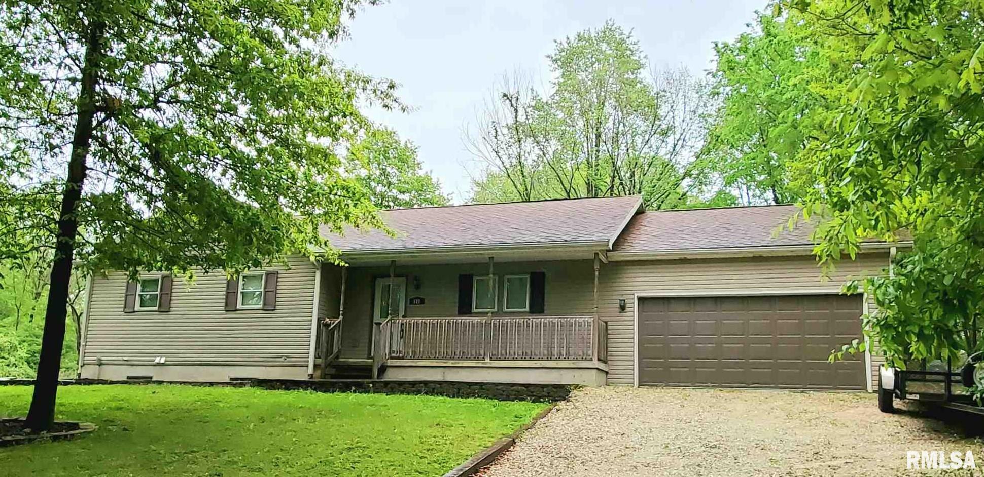 1527 Lakeview Road North Dahinda, IL 61428 - Photo 1 of 21