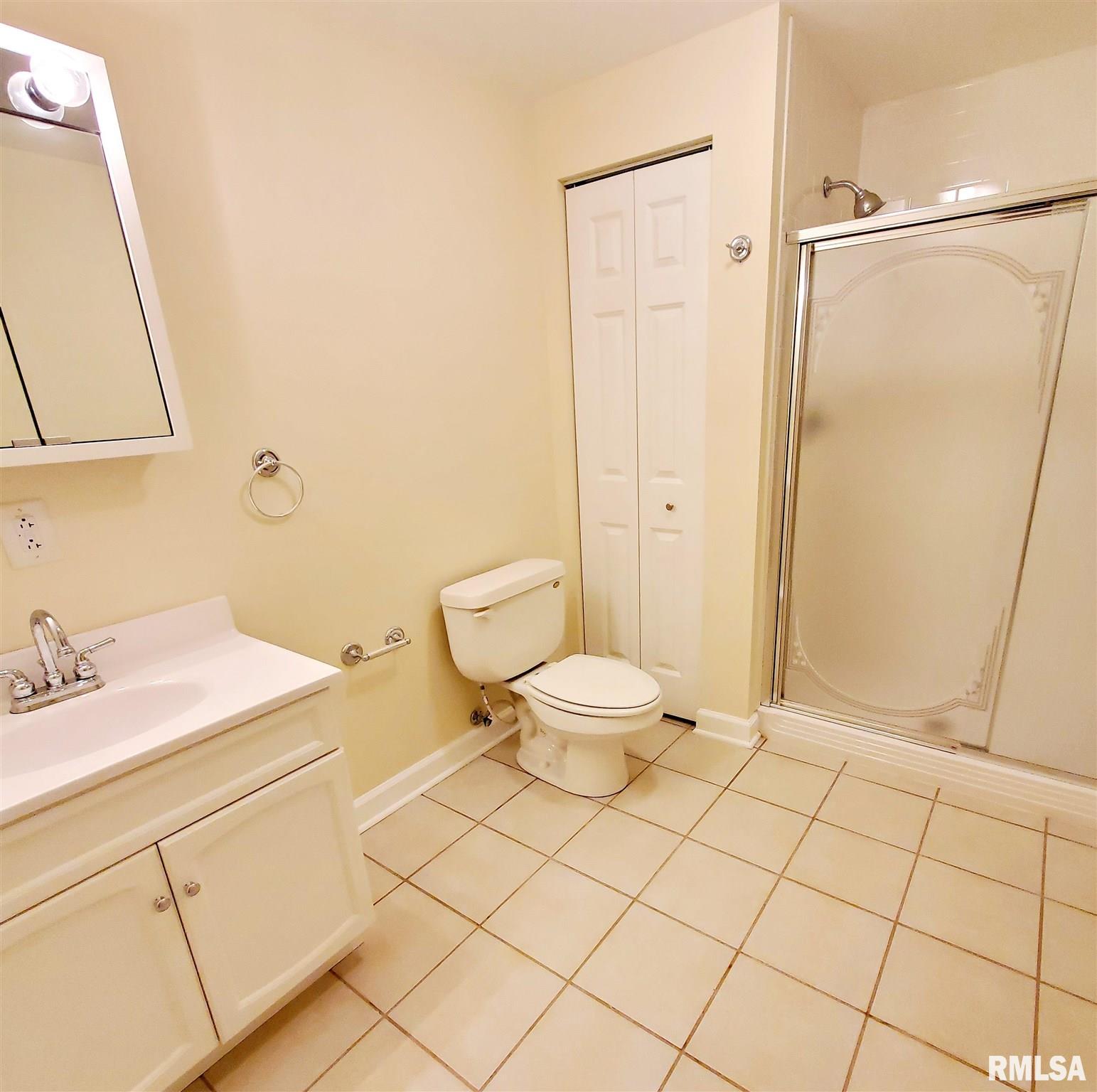 1527 Lakeview Road North Dahinda, IL 61428 - Photo 19 of 21