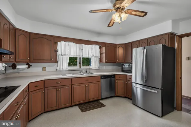 $455,000 | 44 Supawna Road, Pennsville, NJ 08070