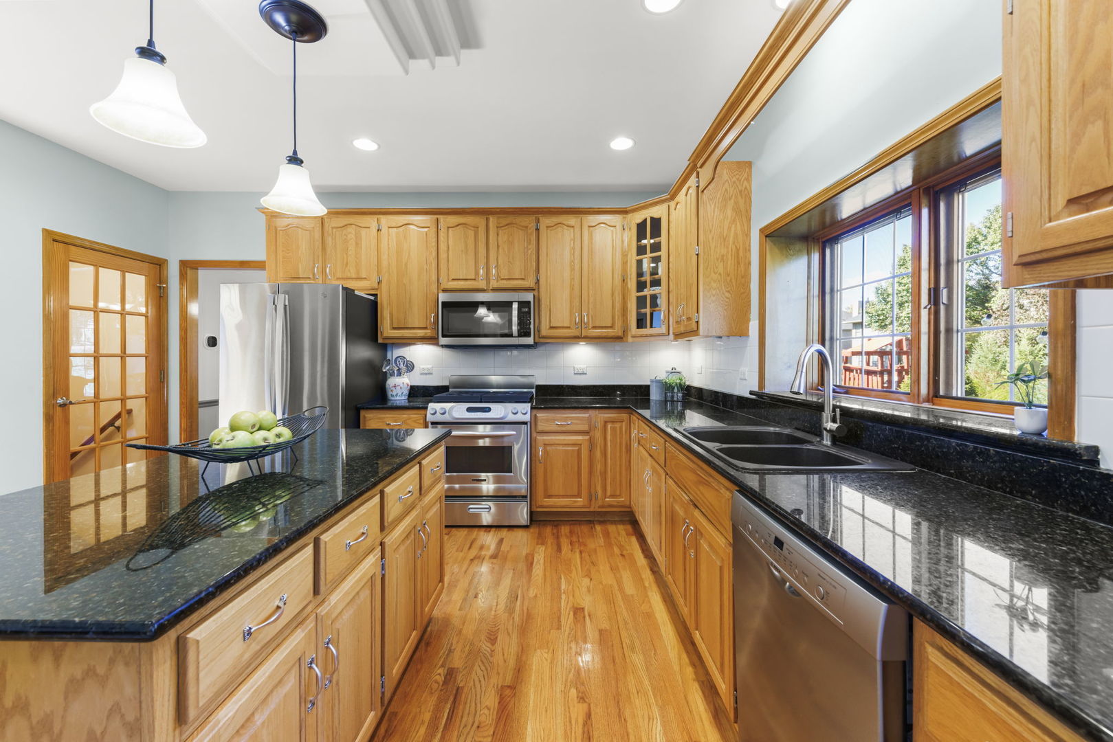 2711 Wait Road Naperville, IL 60564 - Photo 11 of 37 Gallery Image 11