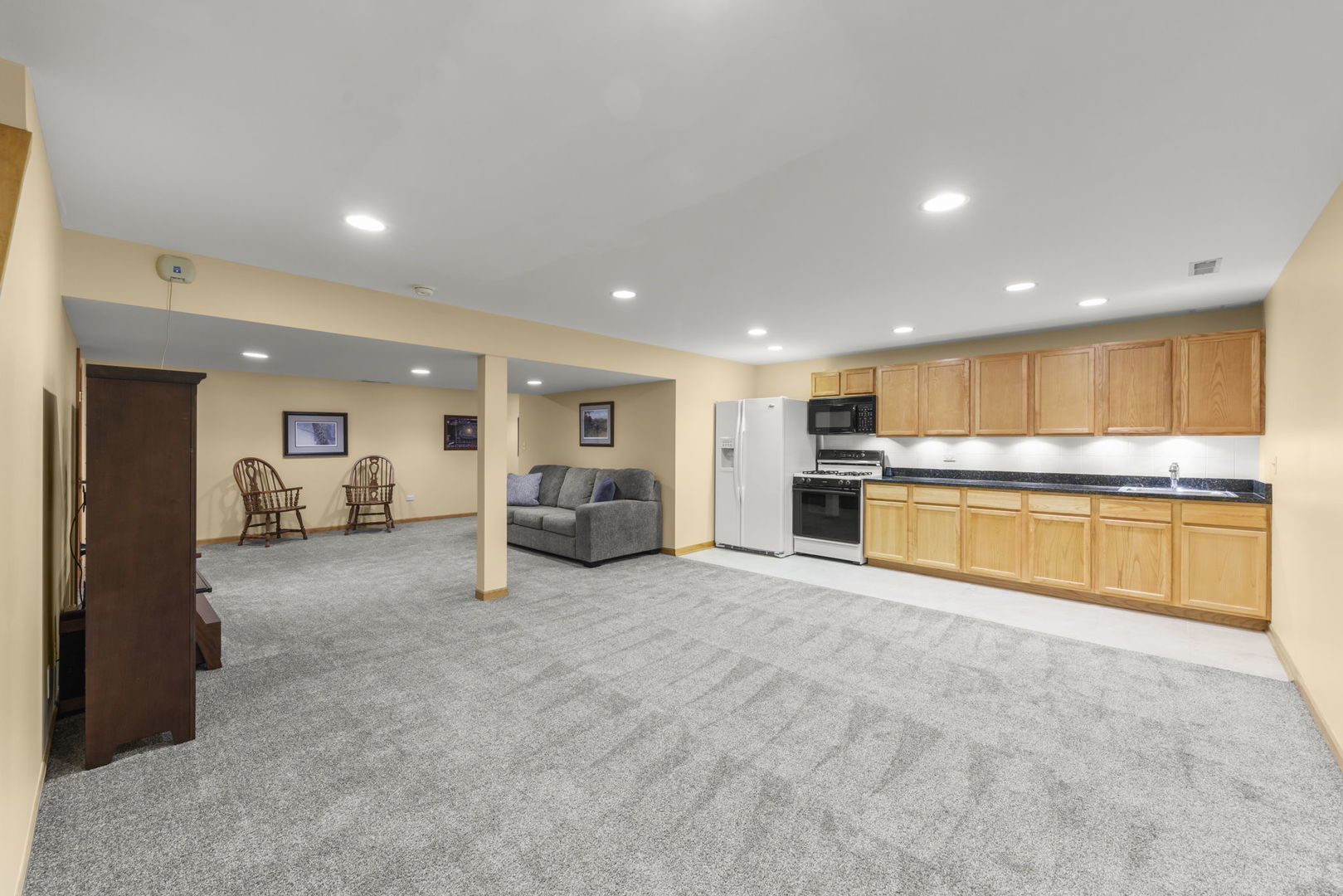 2711 Wait Road Naperville, IL 60564 - Photo 27 of 37 Gallery Image 27