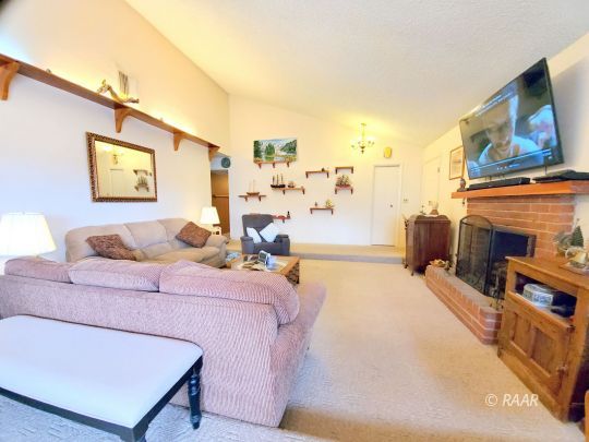 609 West Bataan Avenue Ridgecrest, CA 93555 - Photo 8 of 33 Gallery Image 8