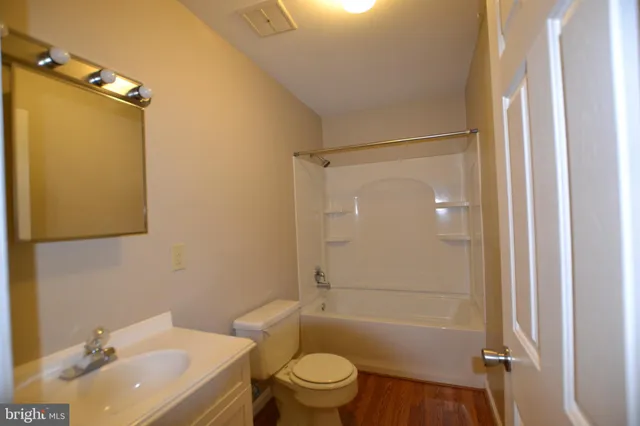 $1,595 | 619 4th Street, Culpeper, VA 22701