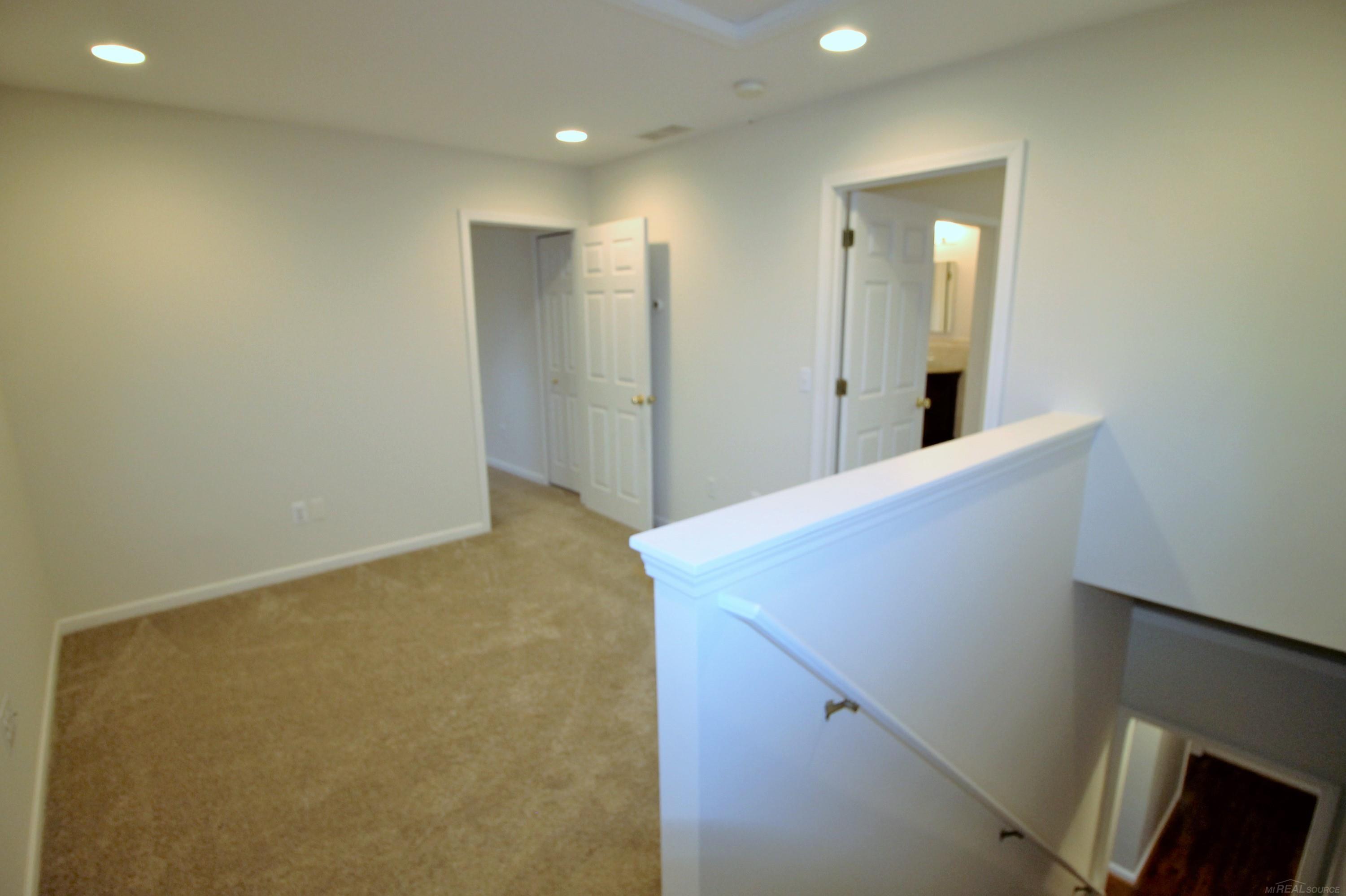 1424 Torrey Road Grosse Pointe Woods, MI 48236 - Photo 27 of 54