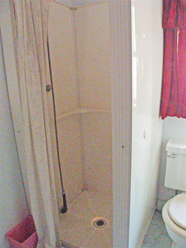 196 Narrows Road Barnstead, NH 03225 - Photo 12 of 17 Gallery Image 12