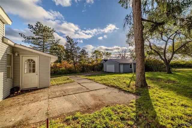 $199,900 | 7097 Van Buren Road, Van Buren, NY 13027