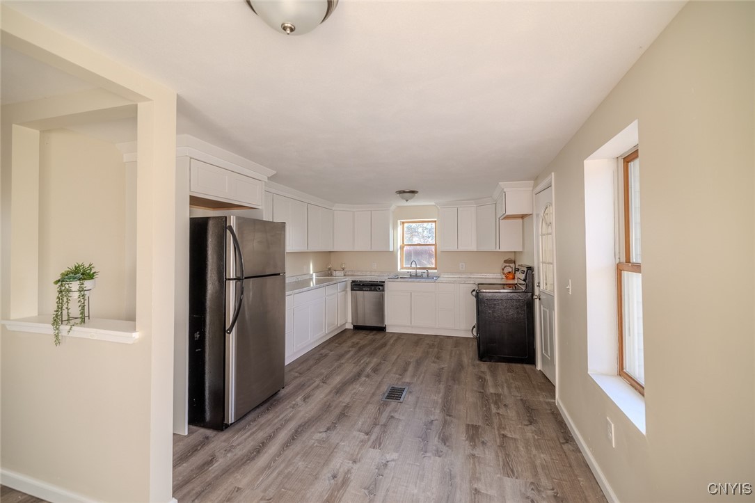 7097 Van Buren Road Van Buren, NY 13027 - Photo 6 of 26