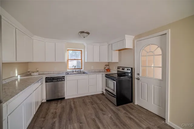 $199,900 | 7097 Van Buren Road, Van Buren, NY 13027