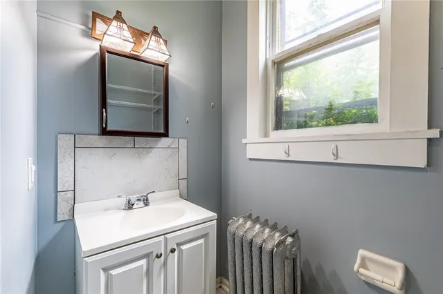 $1,000,000 | 201 Lake Avenue, Rochester, NY 14608