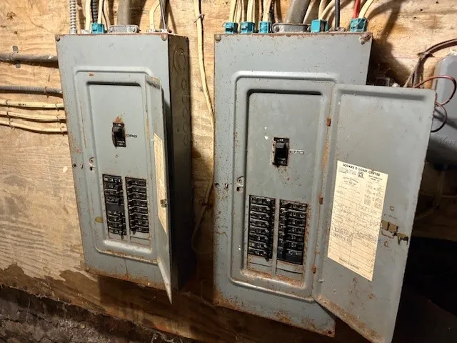 $1,000,000 | 201 Lake Avenue, Rochester, NY 14608