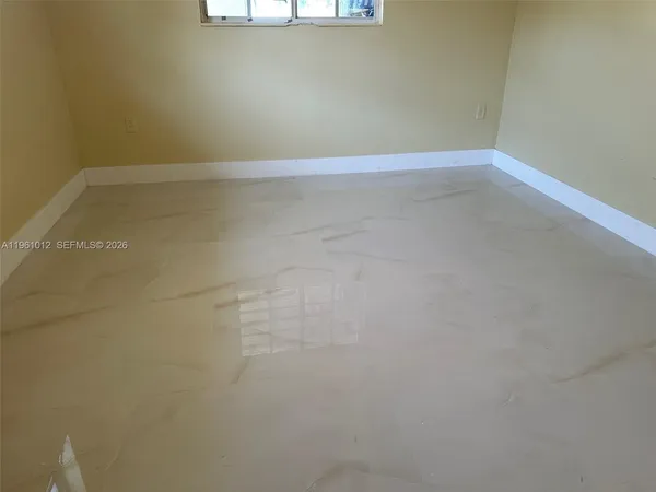 $2,300 | 1655 Northwest 116th Street, Unit FRONT, Miami, FL 33167
