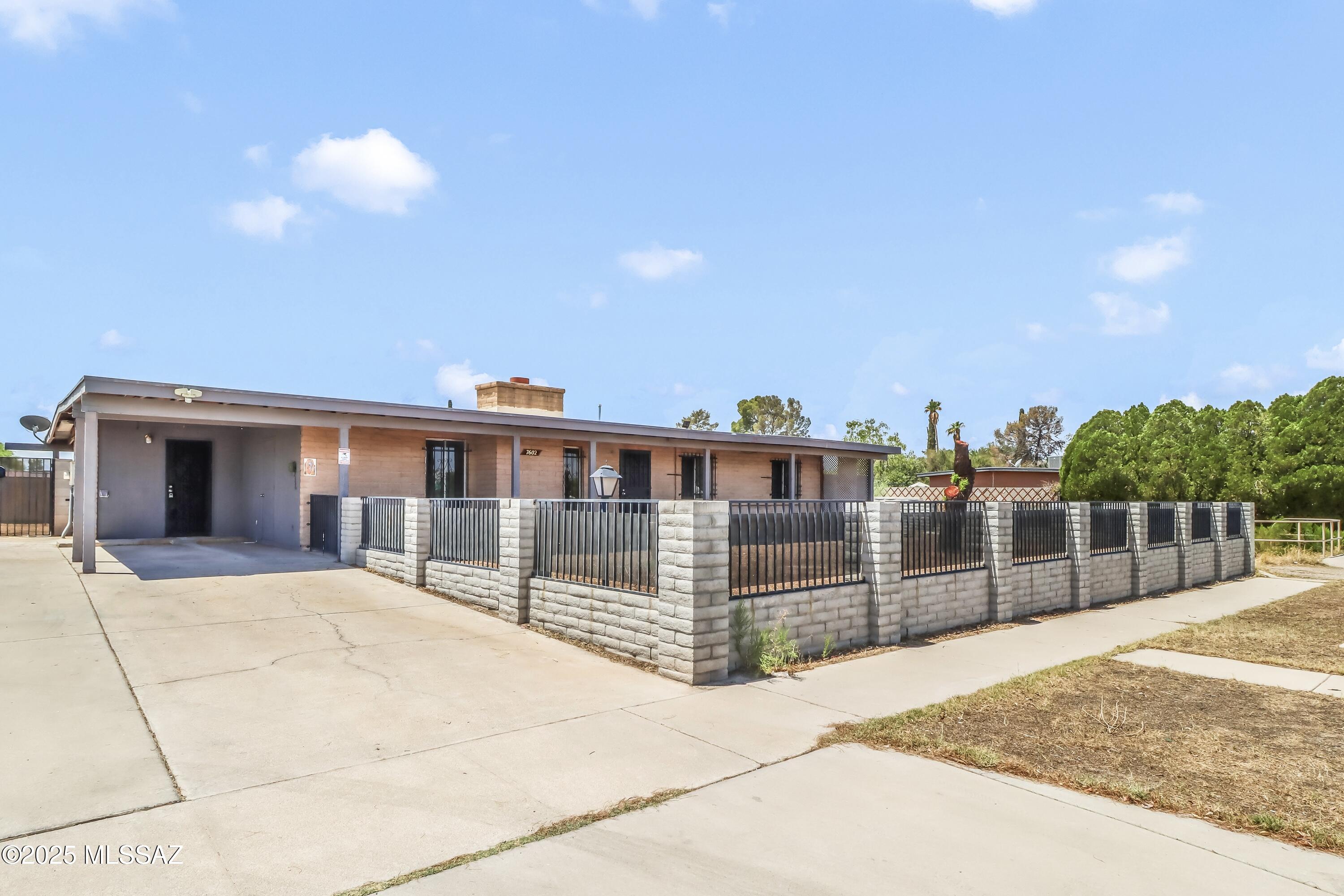 7602 East Stella Road Tucson, AZ 85730 - Photo 1 of 35 Gallery Image 1