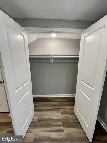 a view of walk in closet