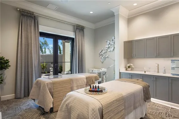 $6,000 | 18028 Gawthrop Drive, Unit 303, Bradenton, FL 34211