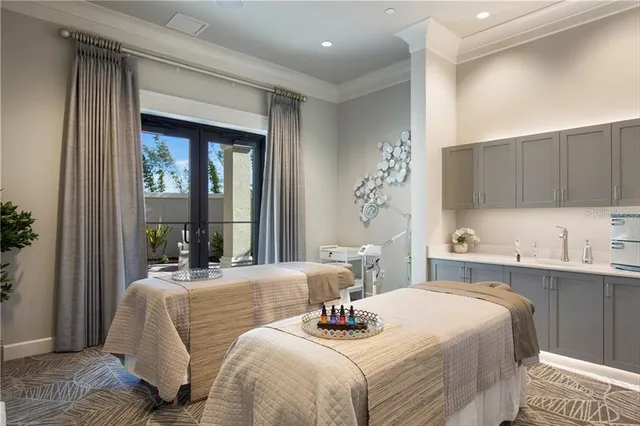 $6,000 | 18028 Gawthrop Drive, Unit 303, Bradenton, FL 34211