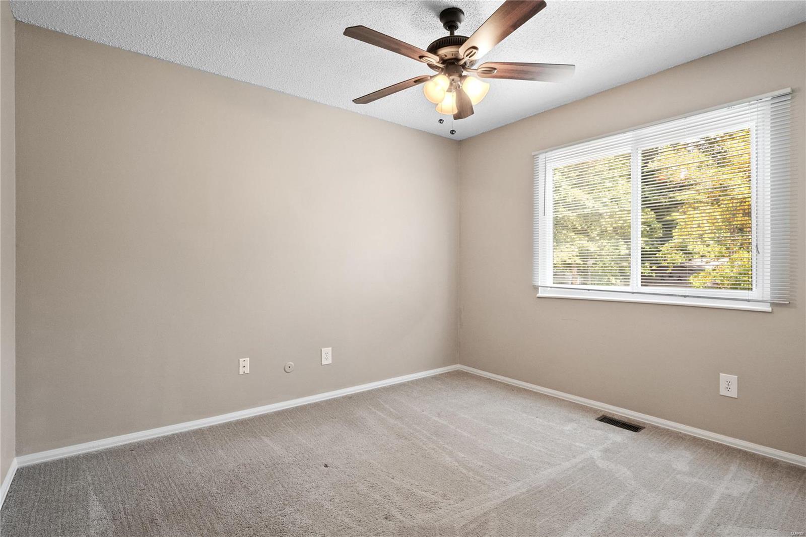 905 Chestnut Ridge Road Manchester, MO 63021 - Photo 12 of 29 Gallery Image 12