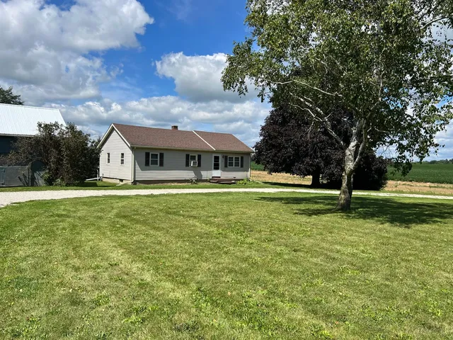 $899,900 | 3817 68th Street, Raymond, WI 53126