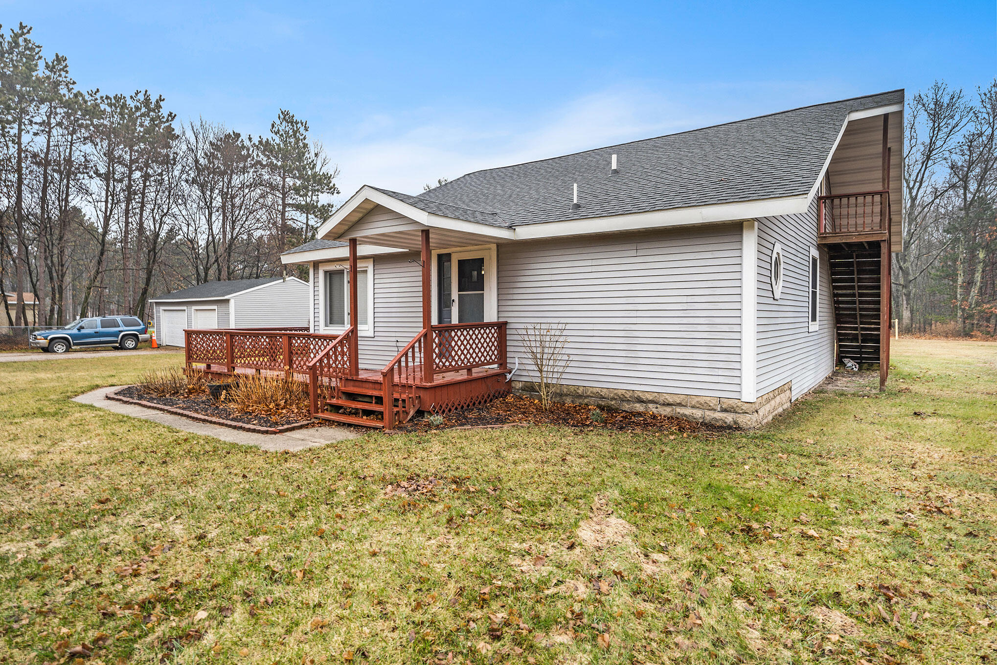 7598 Durham Road Whitehall, MI 49461 - Photo 2 of 29 DSC01266