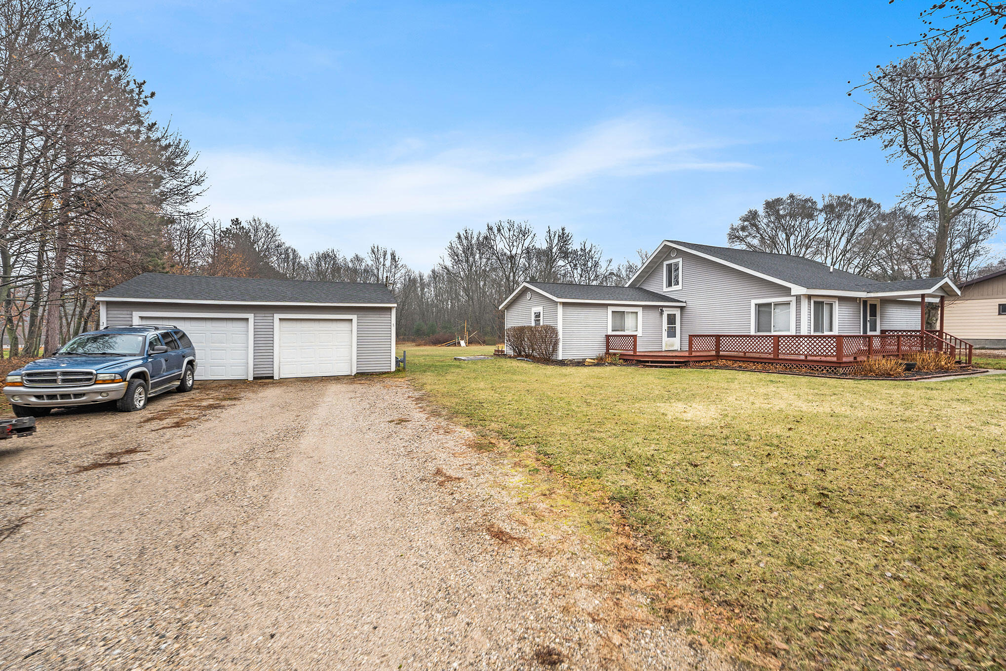 7598 Durham Road Whitehall, MI 49461 - Photo 4 of 29 DSC01243