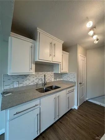 $1,000 | 2201 South Jackson Road, Unit P53, Pharr, TX 78577