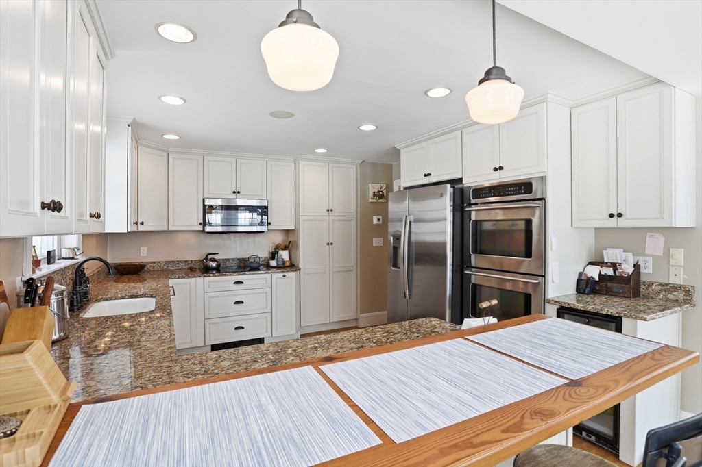 892 Main Street Lancaster, MA 01523 - Photo 14 of 38