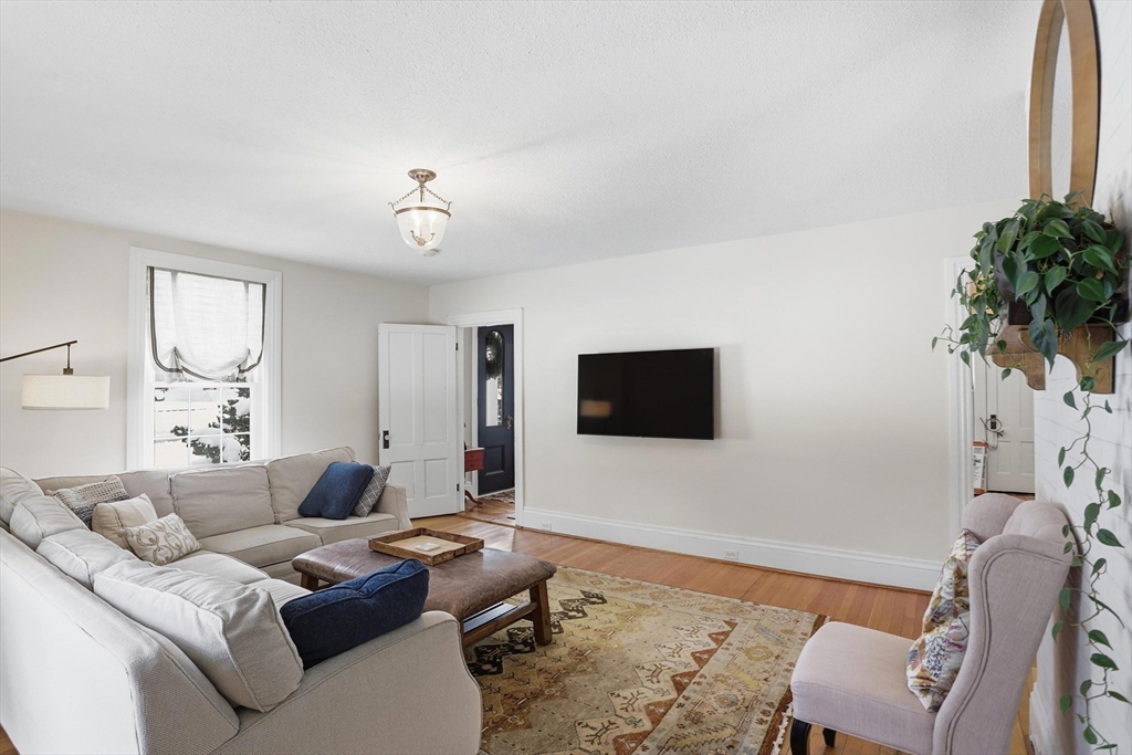 892 Main Street Lancaster, MA 01523 - Photo 25 of 38