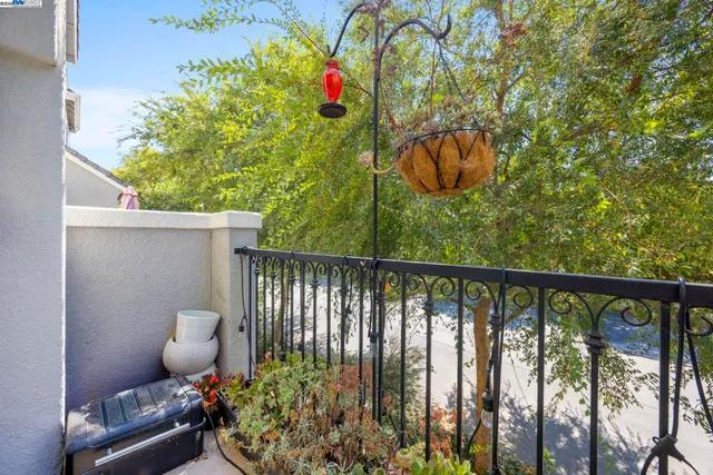 $650,000 | 185 Heligan Lane, Unit 9, Livermore, CA 94551