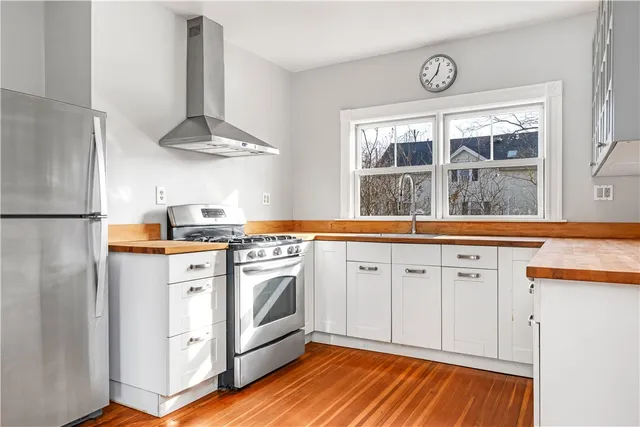 $3,300 | 9 Linden Avenue, East Providence, RI 02916