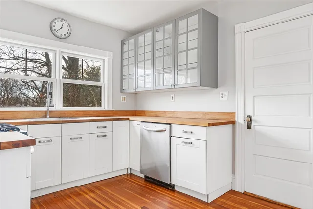 $3,300 | 9 Linden Avenue, East Providence, RI 02916