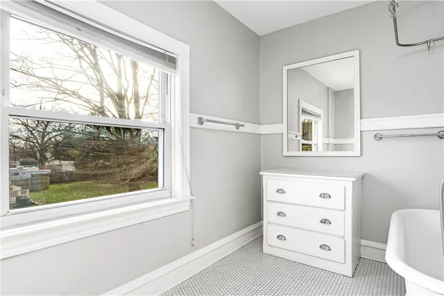 $3,300 | 9 Linden Avenue, East Providence, RI 02916