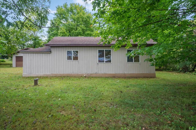 $199,000 | W9336 State Highway, Pepin, WI 54759